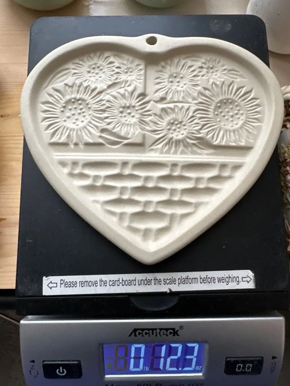 Pampered Chef Heart Cookie Mold Stoneware 1994 USA Decorative Wall Hanging